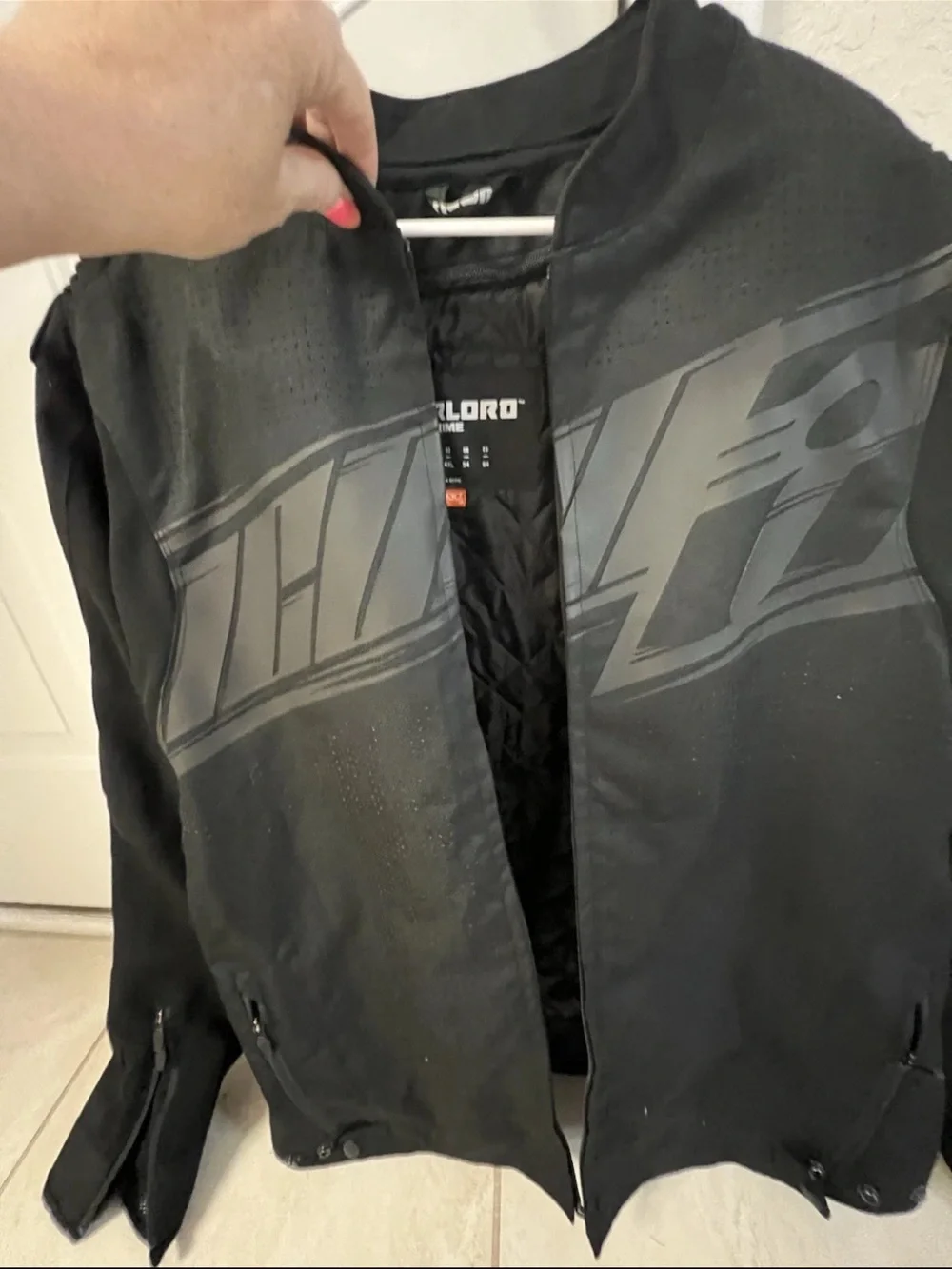 ICON zipper broken